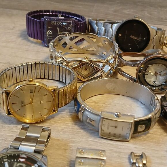 Lot 35+ Watches Parts/Repair ALL Metal Timex Seiko Nine West Anne Klein Armitron main image 8